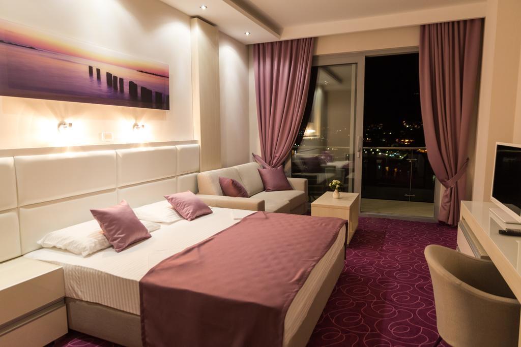 Hotel Ponta Nova 4*