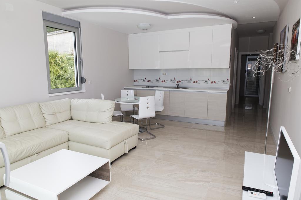 Ponta Nova 4*