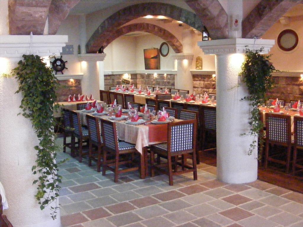 Ponta Nova Hotel 4*